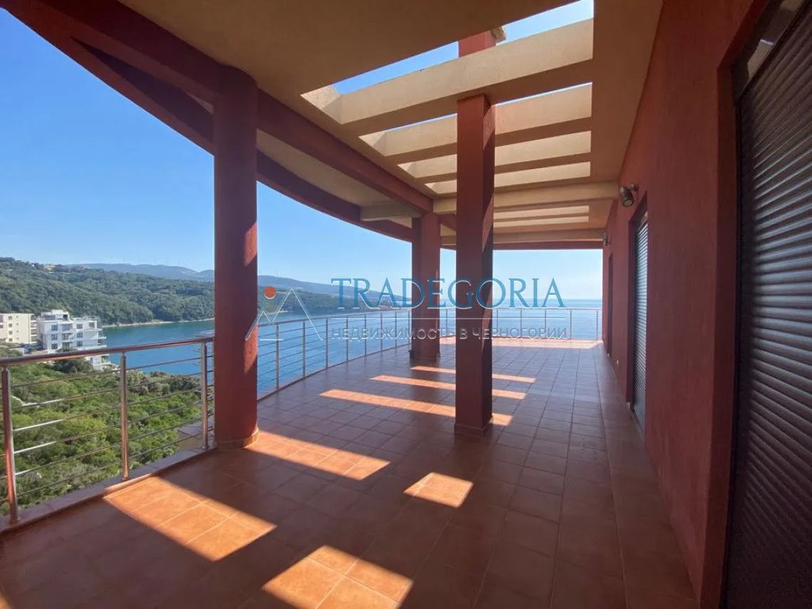 Prodaja, trosoban stan, 227m², Dobra Voda, Bar