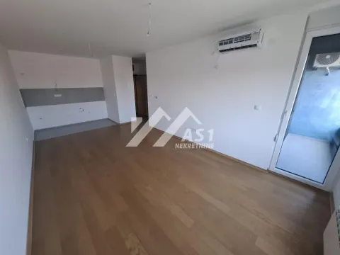 Prodaja, jednosoban stan, 43m², Salajka, Novi Sad Sve Podlokacije - image 4