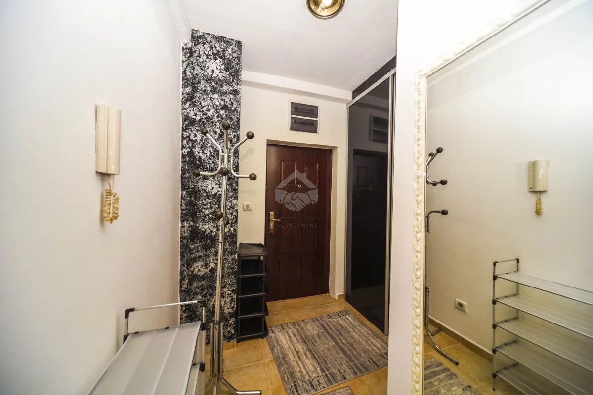 Prodaja, dvosoban stan, 67m², Stari Aerodrom, Podgorica