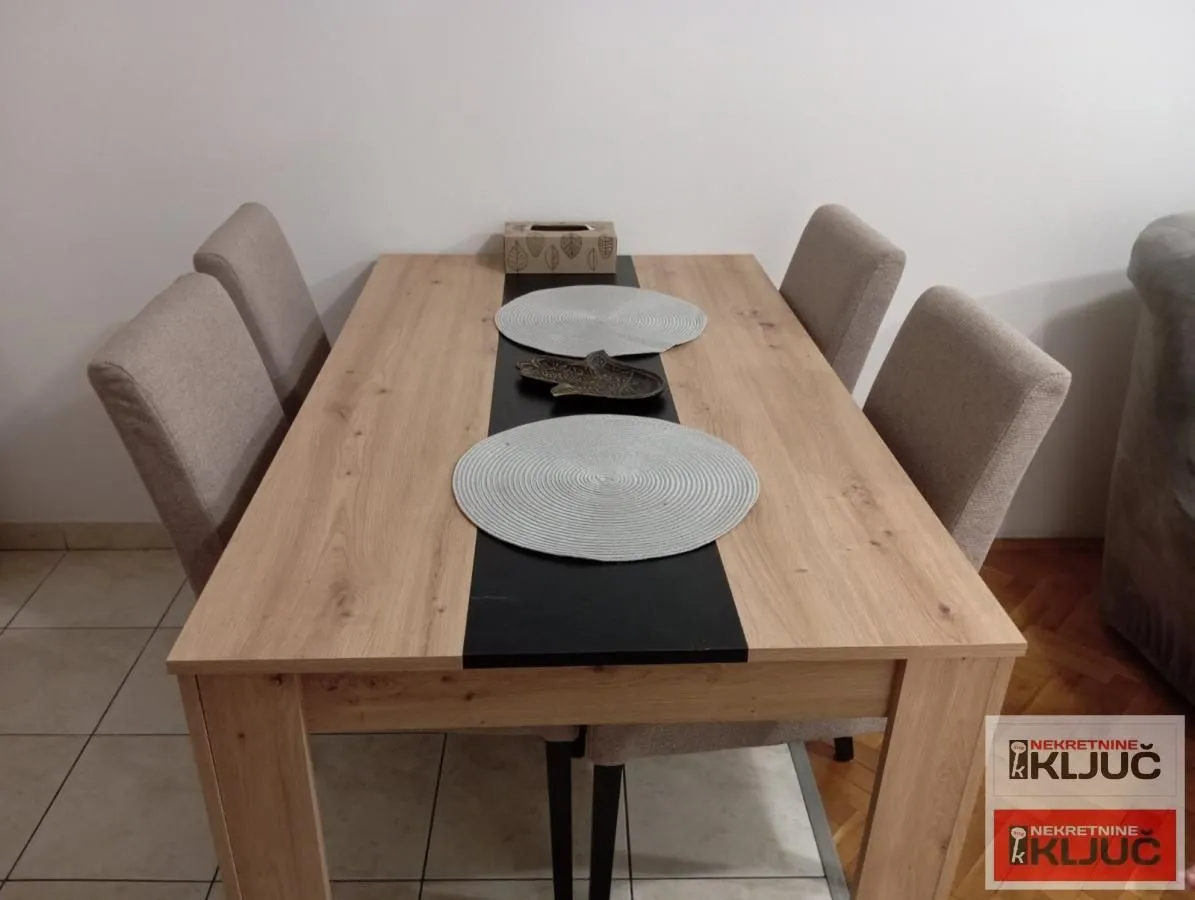 Izdavanje, dvosoban stan, 45m², Nova Detelinara, Novi Sad Sve Podlokacije