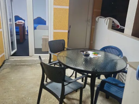 Rent, three bedroom apartment, 60m², Dumidran, Tivat - image 7