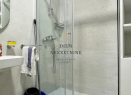 Izdavanje, jednosoban stan, 45m², Pobrežje, Podgorica - image 10