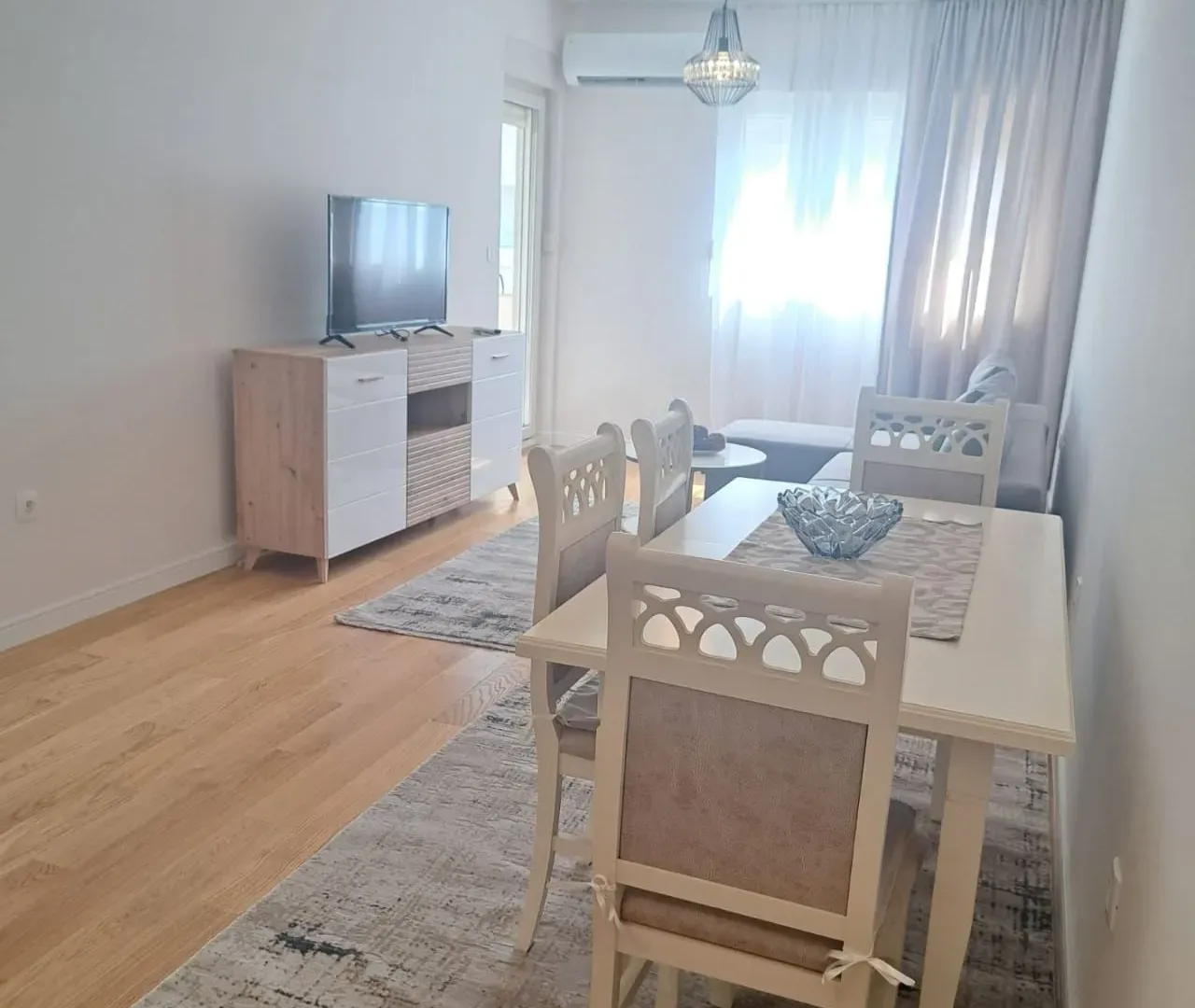 Rent, one bedroom apartment, 46m², Central Point, Podgorica