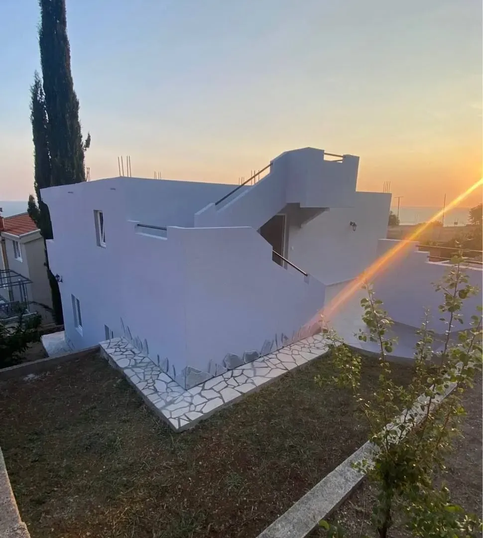 Prodaja, kuća, 200m², Dobra Voda, Budva