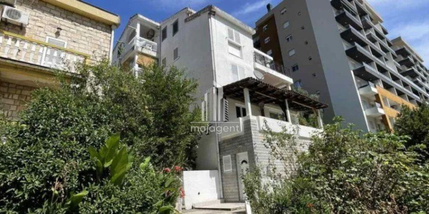 Sale, studio apartment, 24m², Bijeli Do, Budva