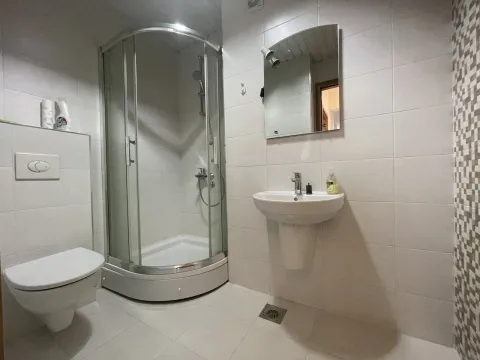 Izdavanje, dvosoban stan, 68m², City Kvart, Podgorica - image 2