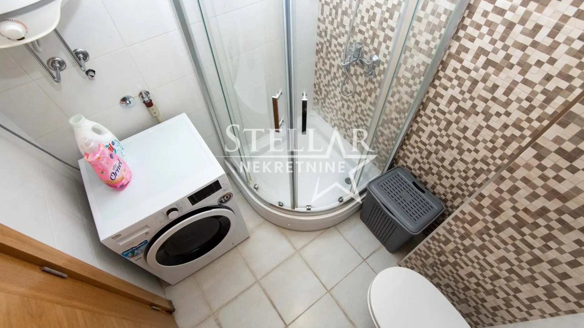 Izdavanje, jednosoban stan, 42m², City Kvart, Podgorica