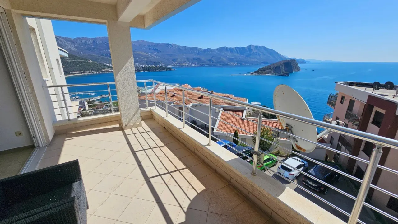 Izdavanje, jednosoban stan, 64m², Budva, Crna Gora