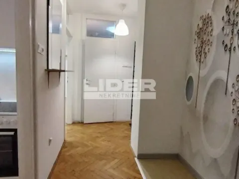 Rent, office space, 53m², Kalenić Pijaca, Vračar Sve Podlokacije - image 6