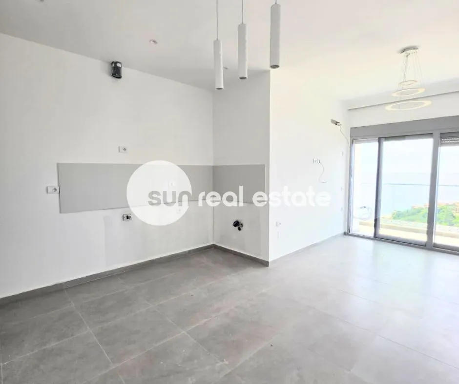 Prodaja, dvosoban stan, 55m², Centar, Ulcinj