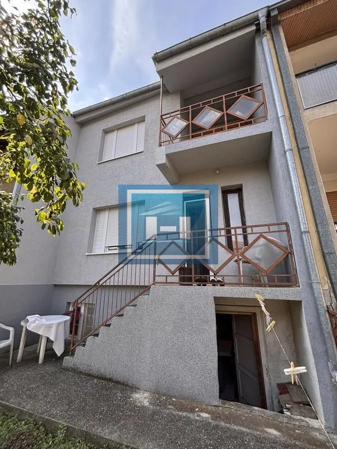 Prodaja, kuća, 200m², Tavrića obori, Jagodina