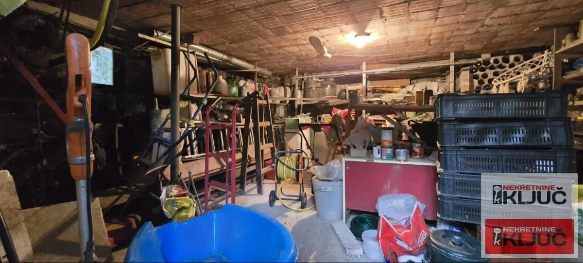Prodaja, kuća, 63m², Rakovac, Novi Sad Sve Podlokacije