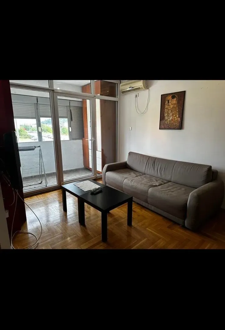 Rent, one bedroom apartment, 51m², Krivi Most, Podgorica