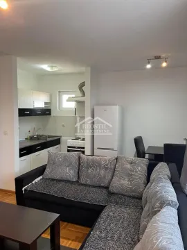 Izdavanje, jednosoban stan, 37m², Zvezdara Sve Podlokacije, Beograd - image 4