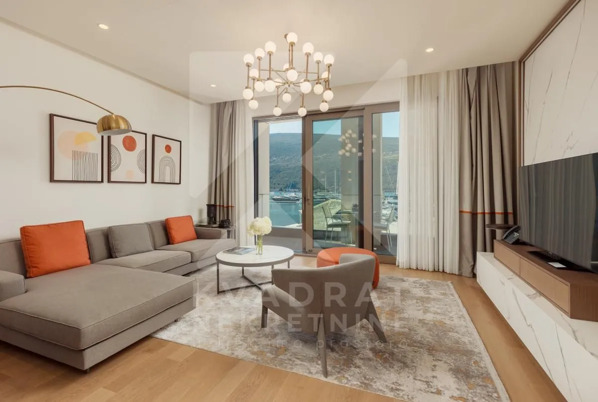 Prodaja, jednosoban stan, 79m², Portonovi, Herceg Novi