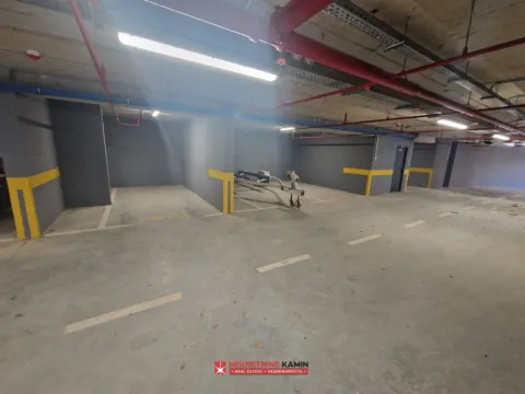 Sale, one bedroom apartment, 42m², Bečići, Budva - image 2