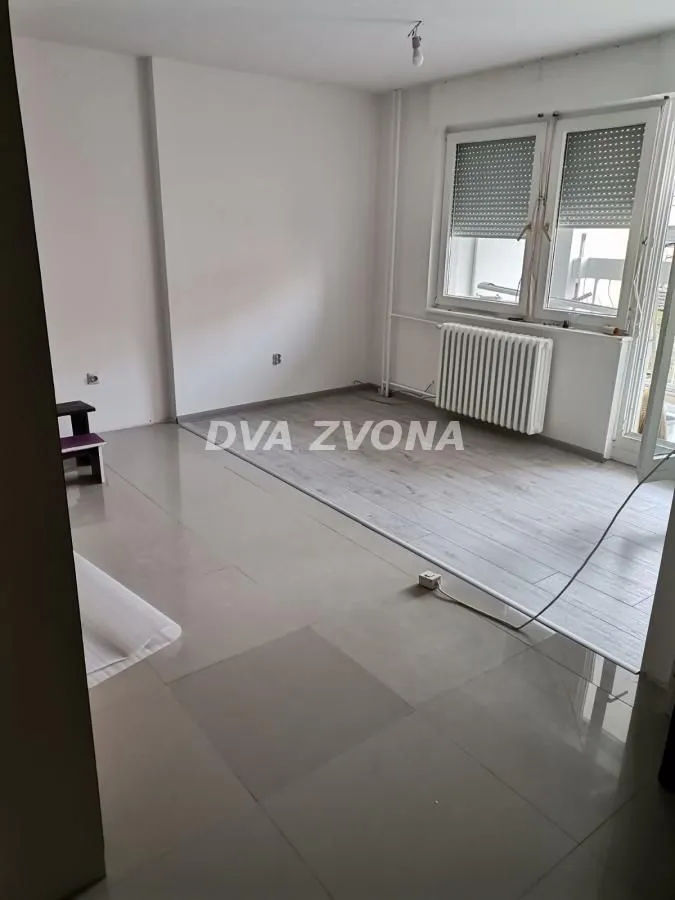Prodaja, dvosoban stan, 53m², Novo naselje, Novi Sad