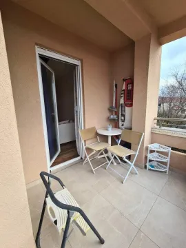 Izdavanje, dvosoban stan, 75m², Blok 5, Podgorica - image 17