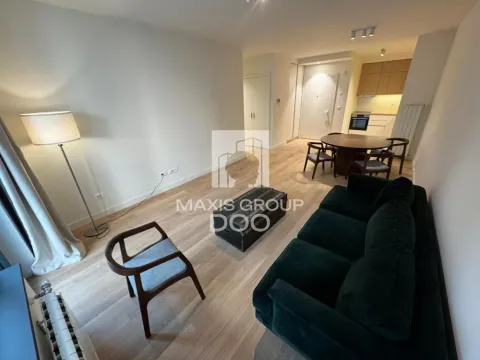 Izdavanje, trosoban stan, 80m², Savski Venac, Beograd - image 11