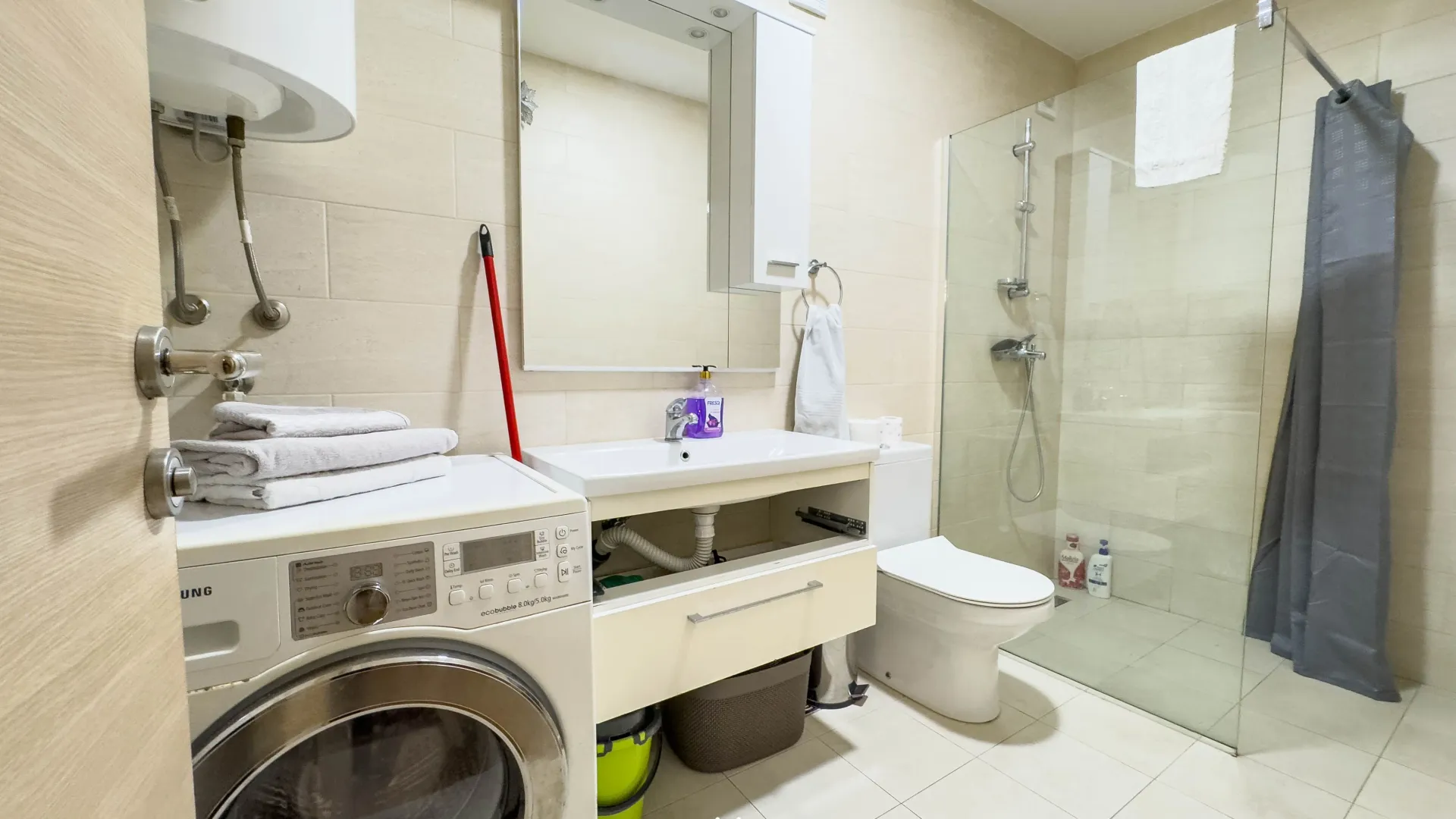 Izdavanje, dvosoban stan, 70m², Zabjelo, Podgorica