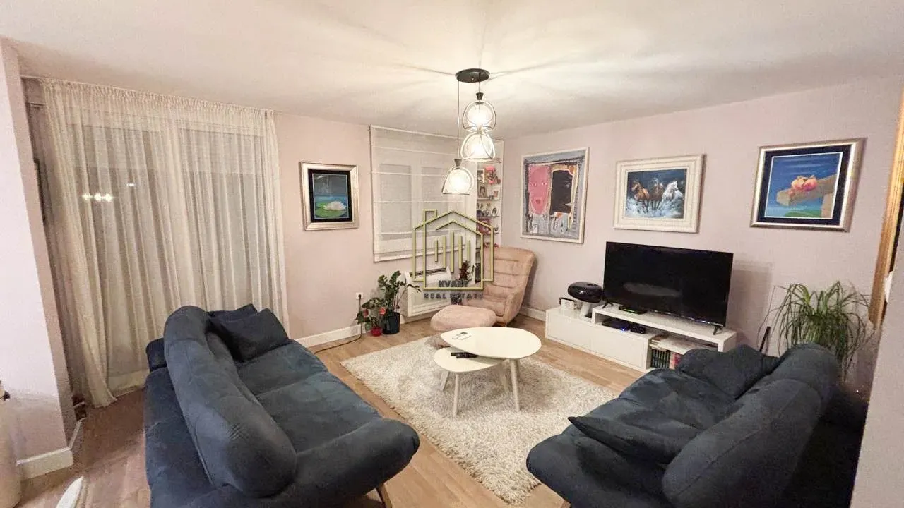 Prodaja, dvosoban stan, 76m², Preko Morače, Podgorica