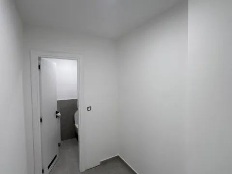 Rent, office space, 95m², City Kvart, Podgorica - image 10