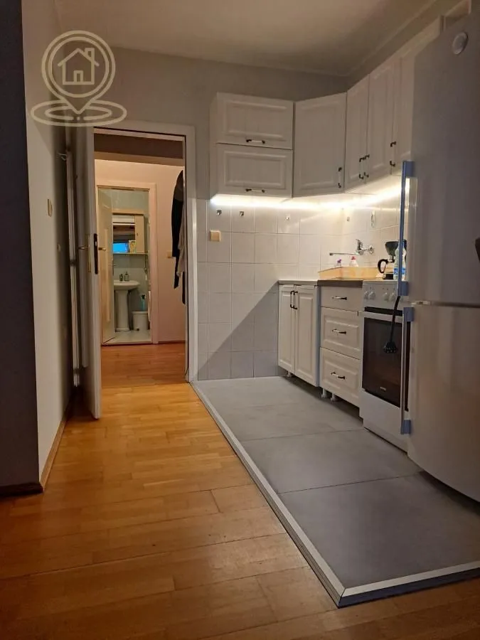 Izdavanje, dvosoban stan, 45m², Grbavica, Novi Sad Sve Podlokacije