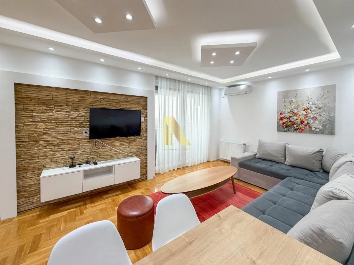 Izdavanje, dvosoban stan, 46m², Grbavica, Novi Sad Sve Podlokacije