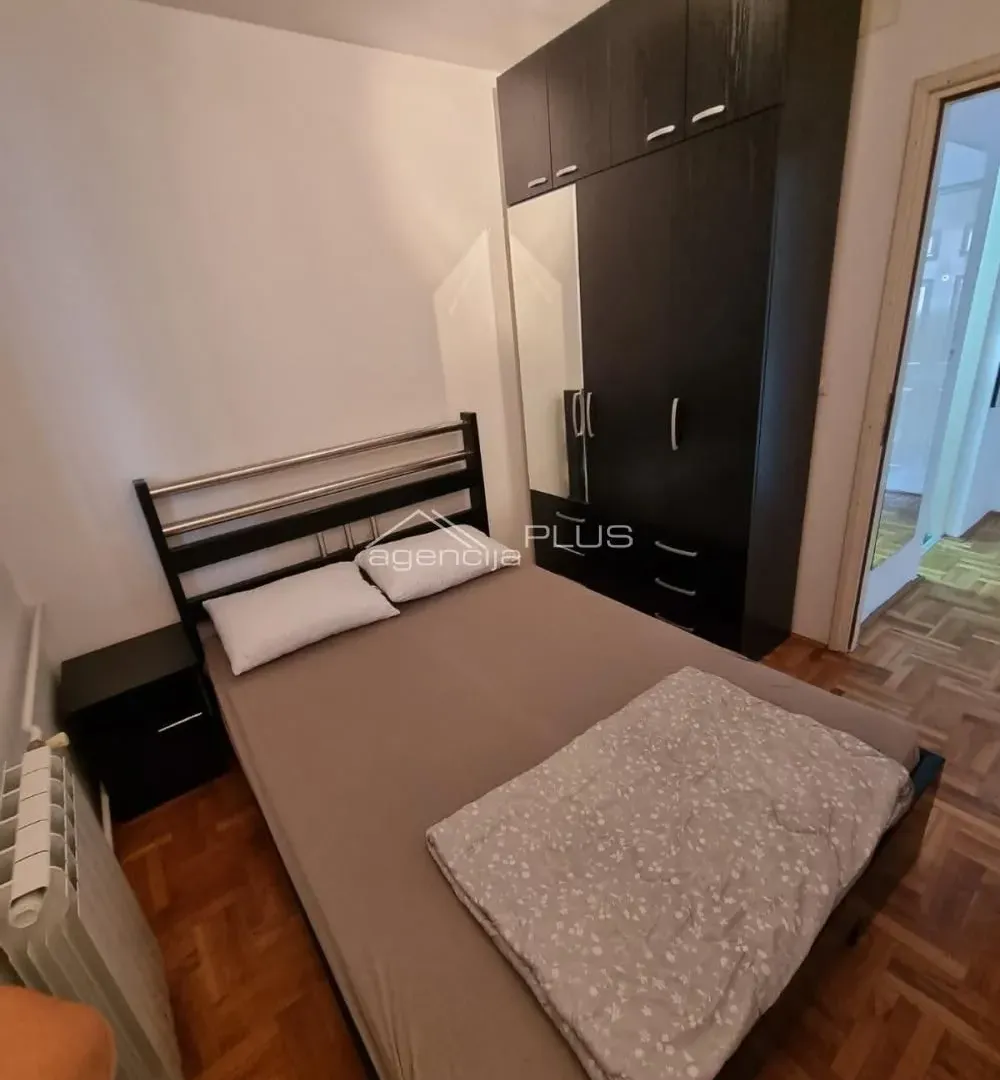 Izdavanje, jednosoban stan, 40m², Vidikovački venac, Rakovica