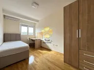 Izdavanje, trosoban stan, 85m², City Kej, Podgorica - image 14