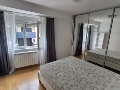 Izdavanje, trosoban stan, 72m², Lekino Brdo, Voždovac Sve Podlokacije - image 7