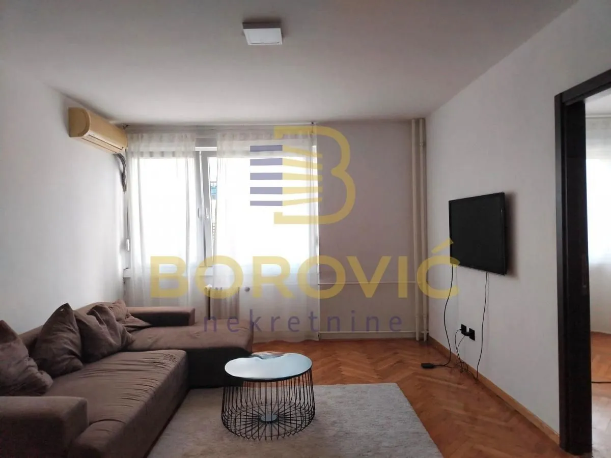 Sale, three bedroom apartment, 68m², Stari Grad, Beograd