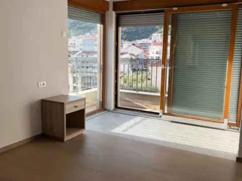 Prodaja, dvosoban stan, 140m², Budva, Crna Gora - image 13
