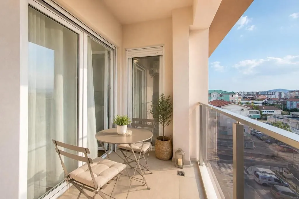 Rent, one bedroom apartment, 46m², Stari Aerodrom, Podgorica