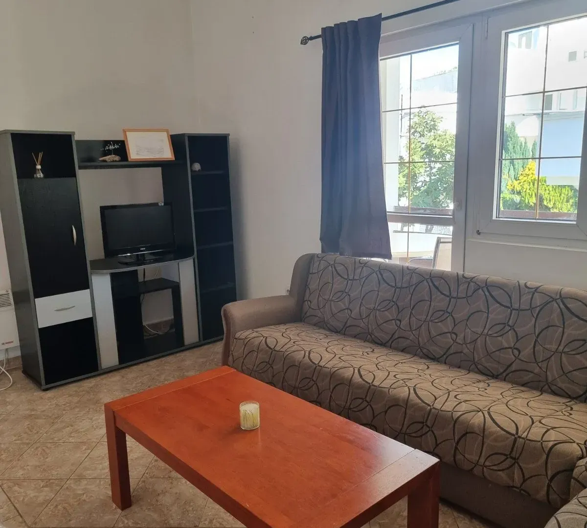 Rent, house, 100m², Polje, Bar