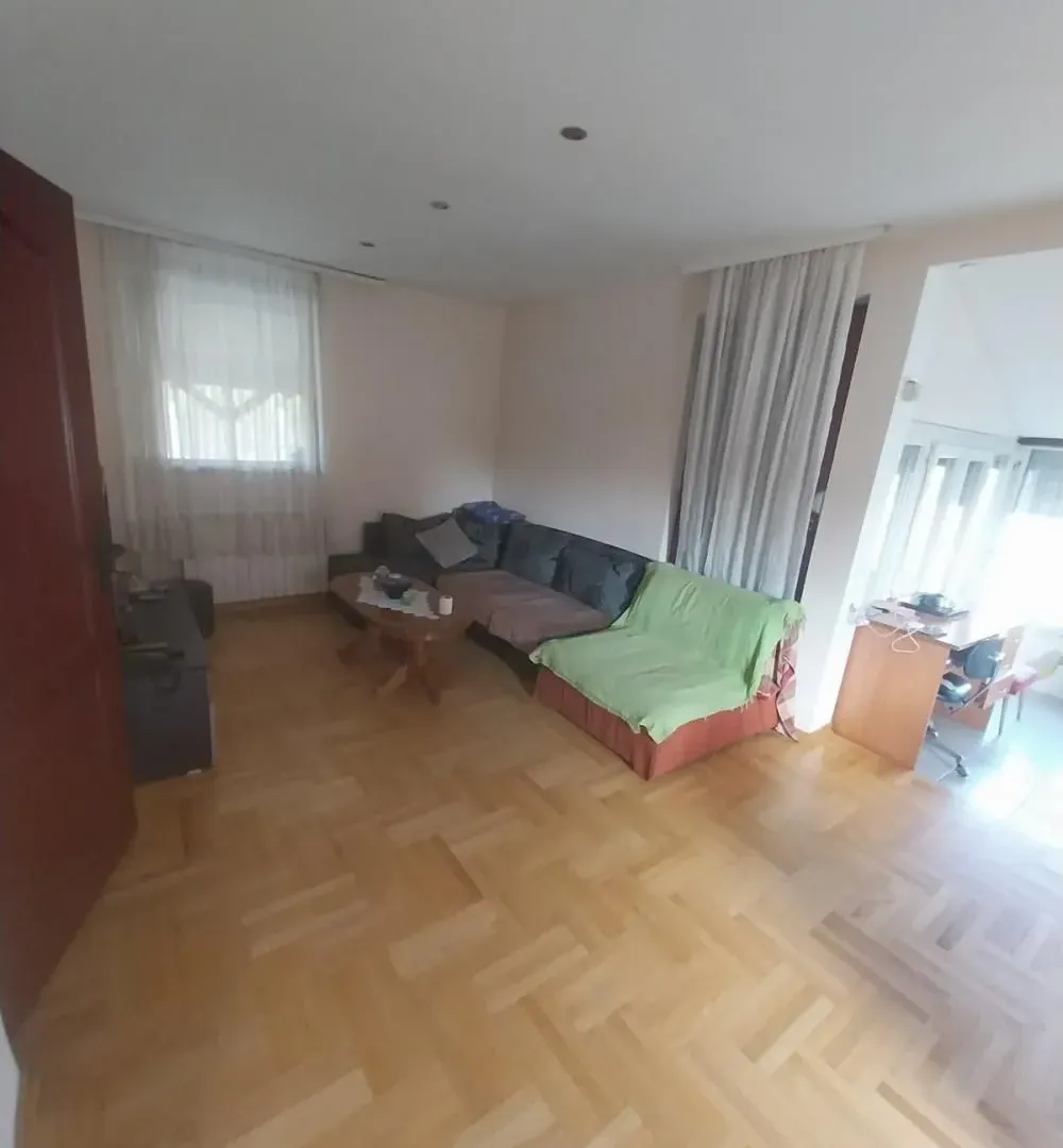 Prodaja, kuća, 200m², Krnjaca, Palilula Sve Podlokacije