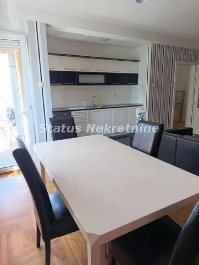 Izdavanje, trosoban stan, 65m², Grbavica, Novi Sad Sve Podlokacije