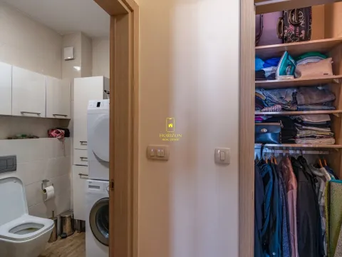 Prodaja, dvosoban stan, 72m², City Kvart, Podgorica - image 10