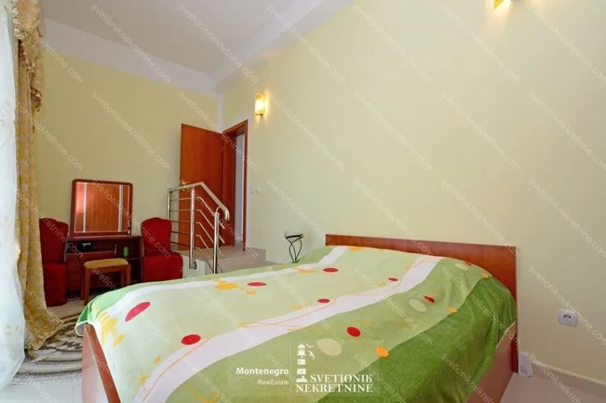 Prodaja, trosoban stan, 142m², Savina, Herceg Novi