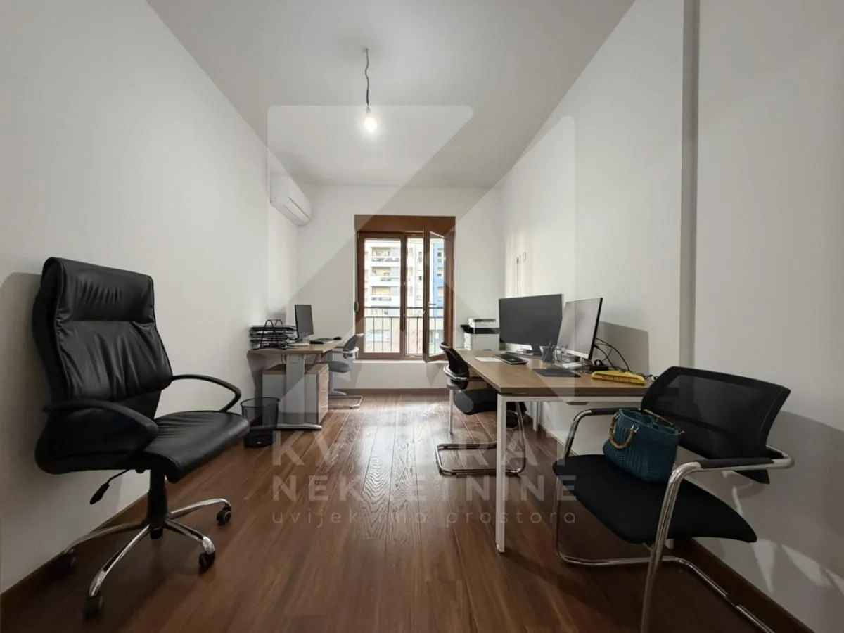 Prodaja, dvosoban stan, 71m², Master Kvart, Podgorica