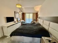 Rent, three bedroom apartment, 150m², Tivat, Crna Gora - image 9