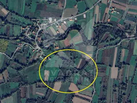 Zemljište in Zeta