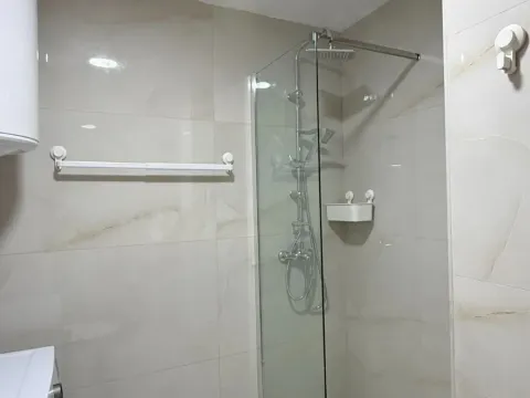 Sale, one bedroom apartment, 43m², Bečići, Budva - image 15