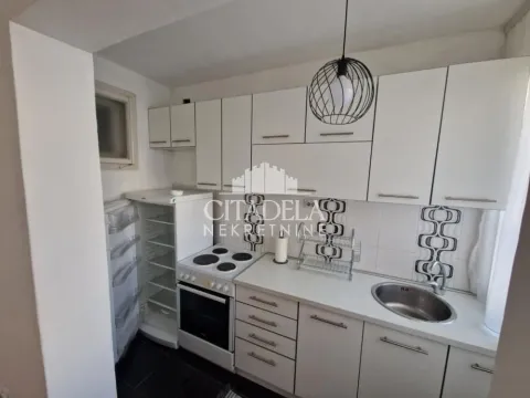 Izdavanje, dvosoban stan, 49m², Karaburma, Palilula Sve Podlokacije - image 10