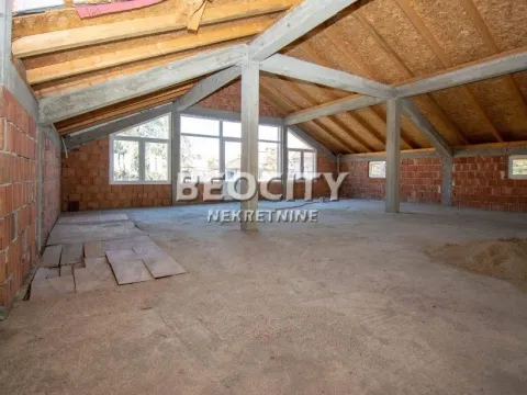 Prodaja, trosoban stan, 200m², Sremčica, Beograd