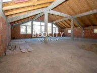 Prodaja, trosoban stan, 200m², Sremčica, Beograd - image 1