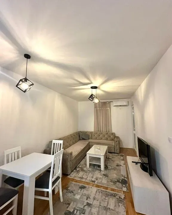 Rent, one bedroom apartment, 45m², City Kvart, Podgorica