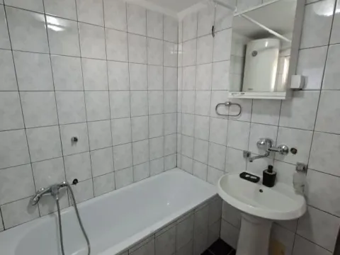 Prodaja, dvosoban stan, 57m², Pančevo, Srbija - image 8