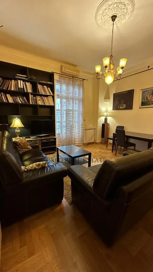 Izdavanje, dvosoban stan, 70m², Stari Grad, Beograd