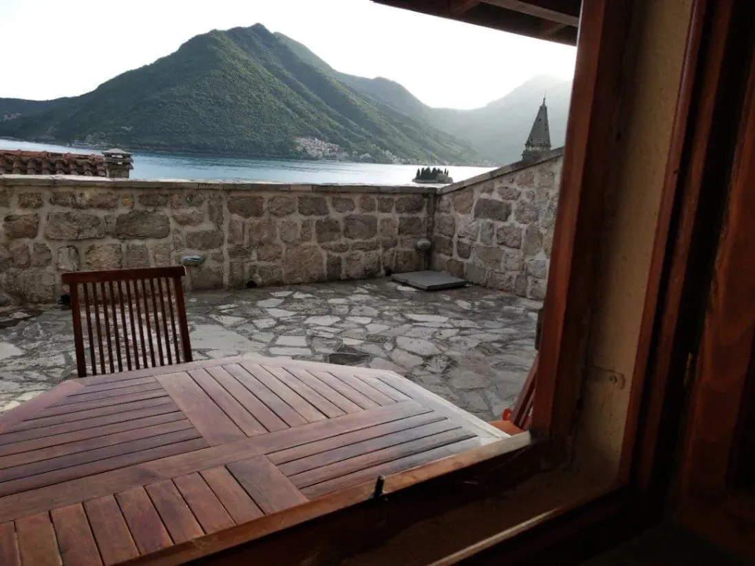Prodaja, dvosoban stan, 87m², Perast, Kotor